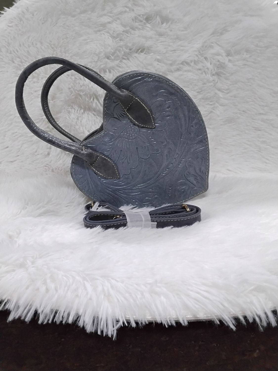 LEDEREN HANDTAS CORAZÓN