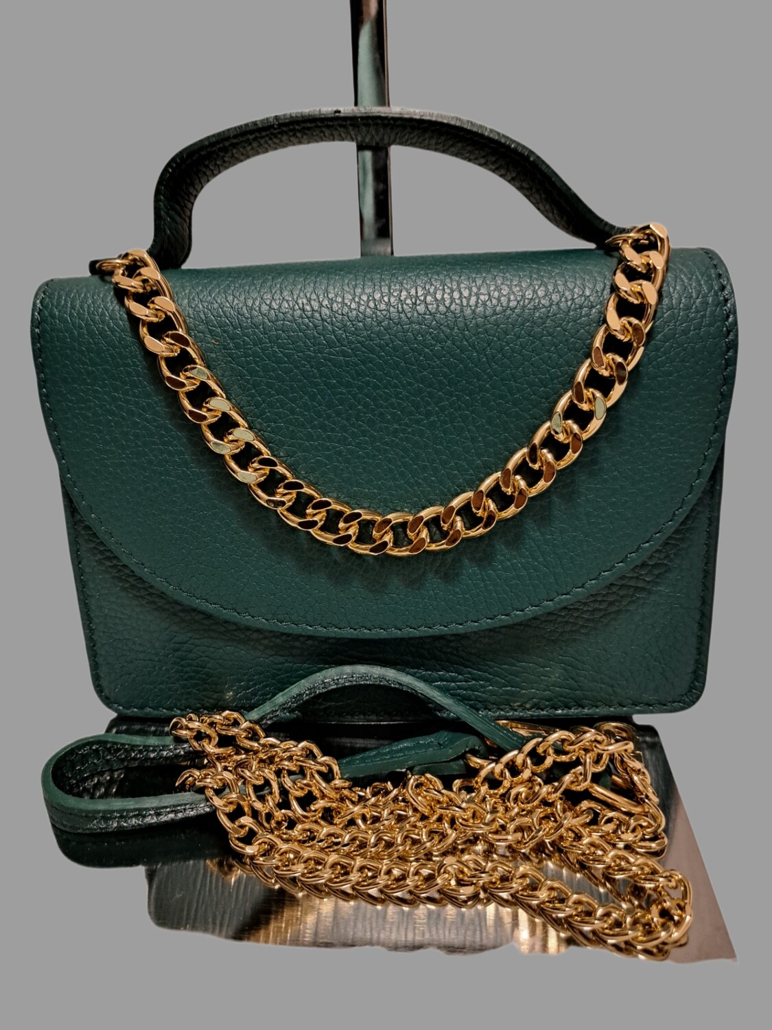 LEDEREN HANDTAS MET KETTING