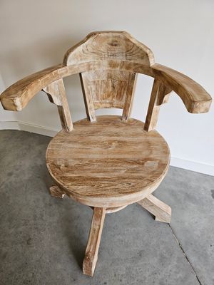 Decoratieve stoel.
