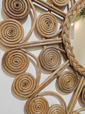Rotan spiegel spiraal.