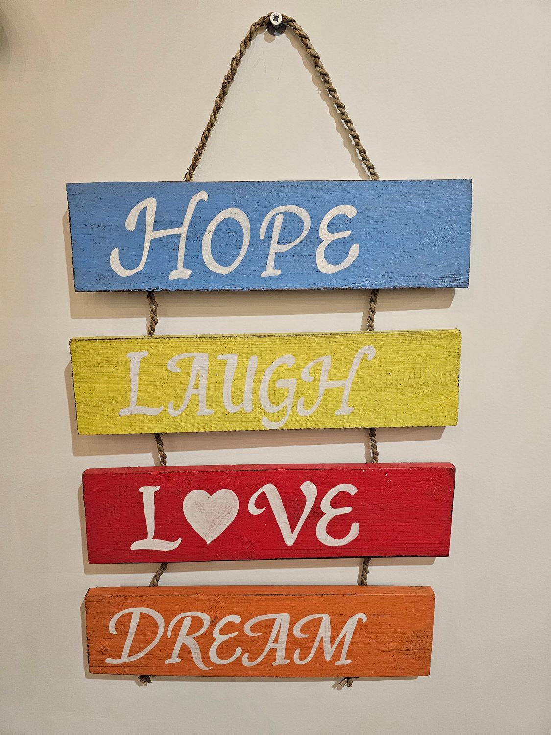 Muurbord hope, laugh, love, dream