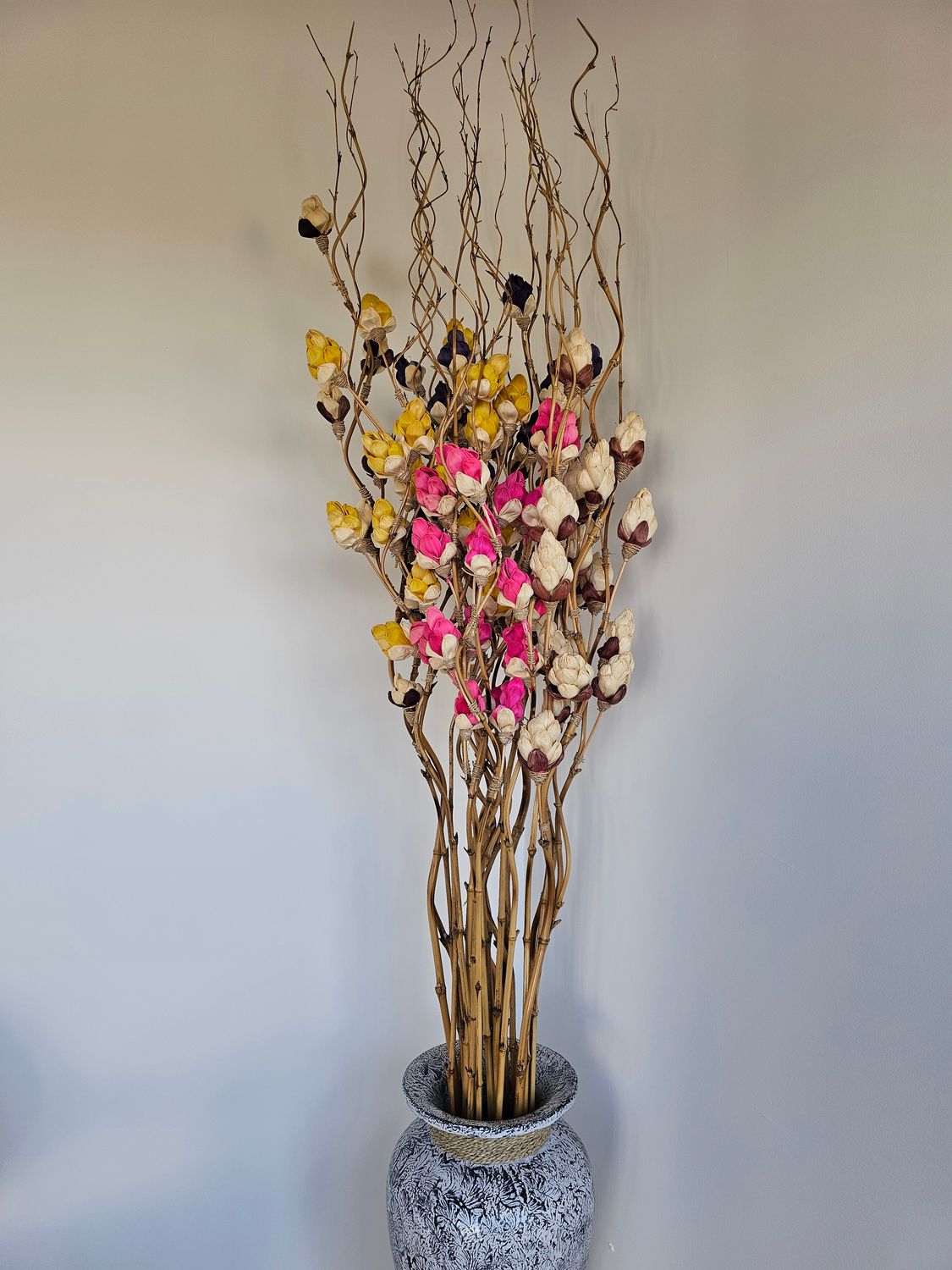 Decoratieve tak bloem kleurrijk.