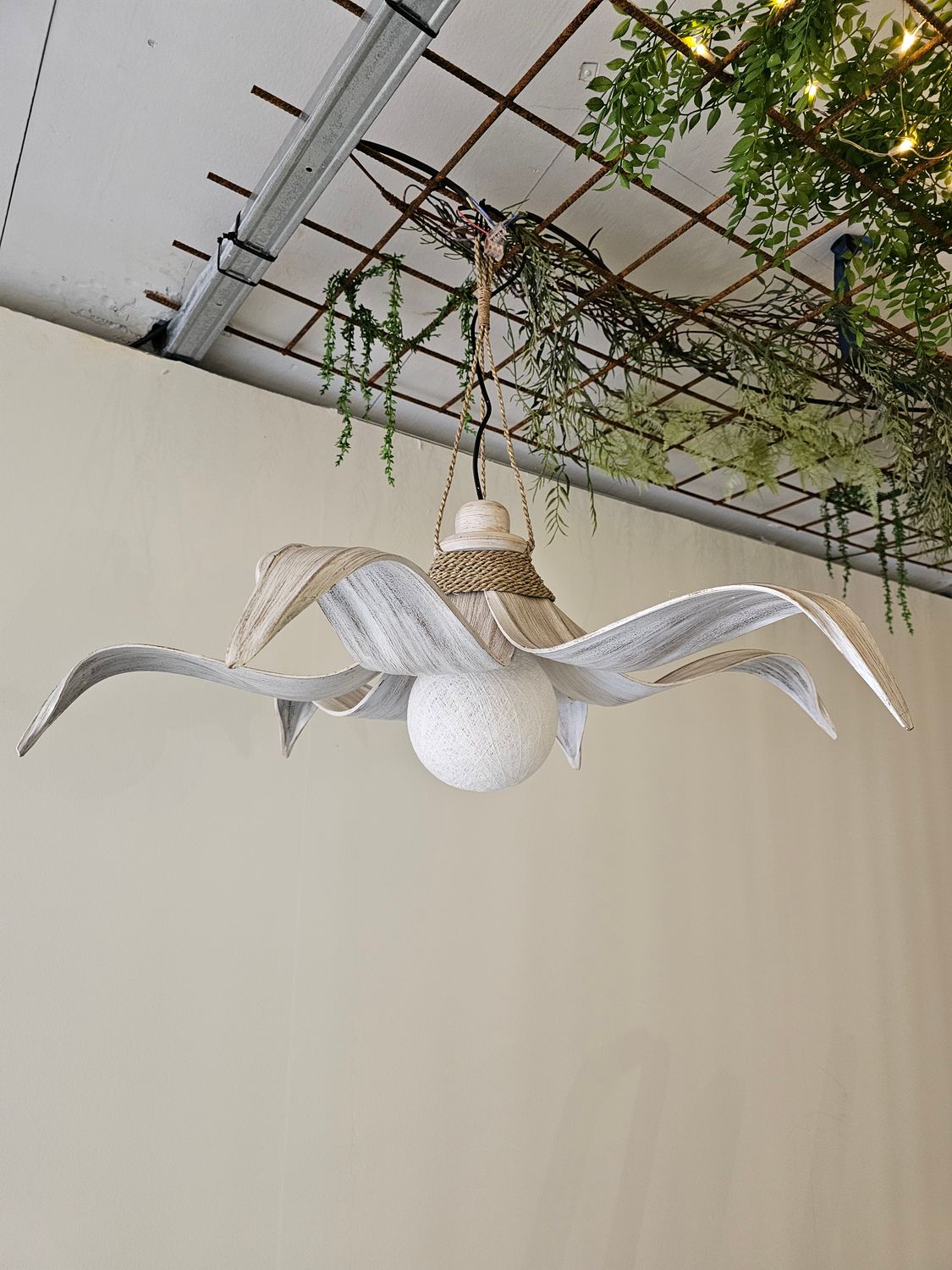 Hanglamp &#39;Flower&#39;.