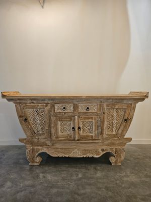 Dressoir klein afgerond.
