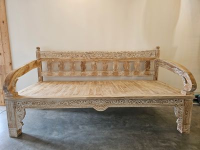 Tuinbank white wash XL.