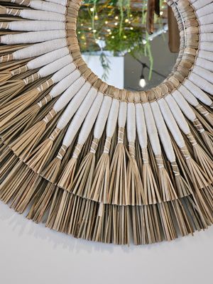 Spiegel raffia.