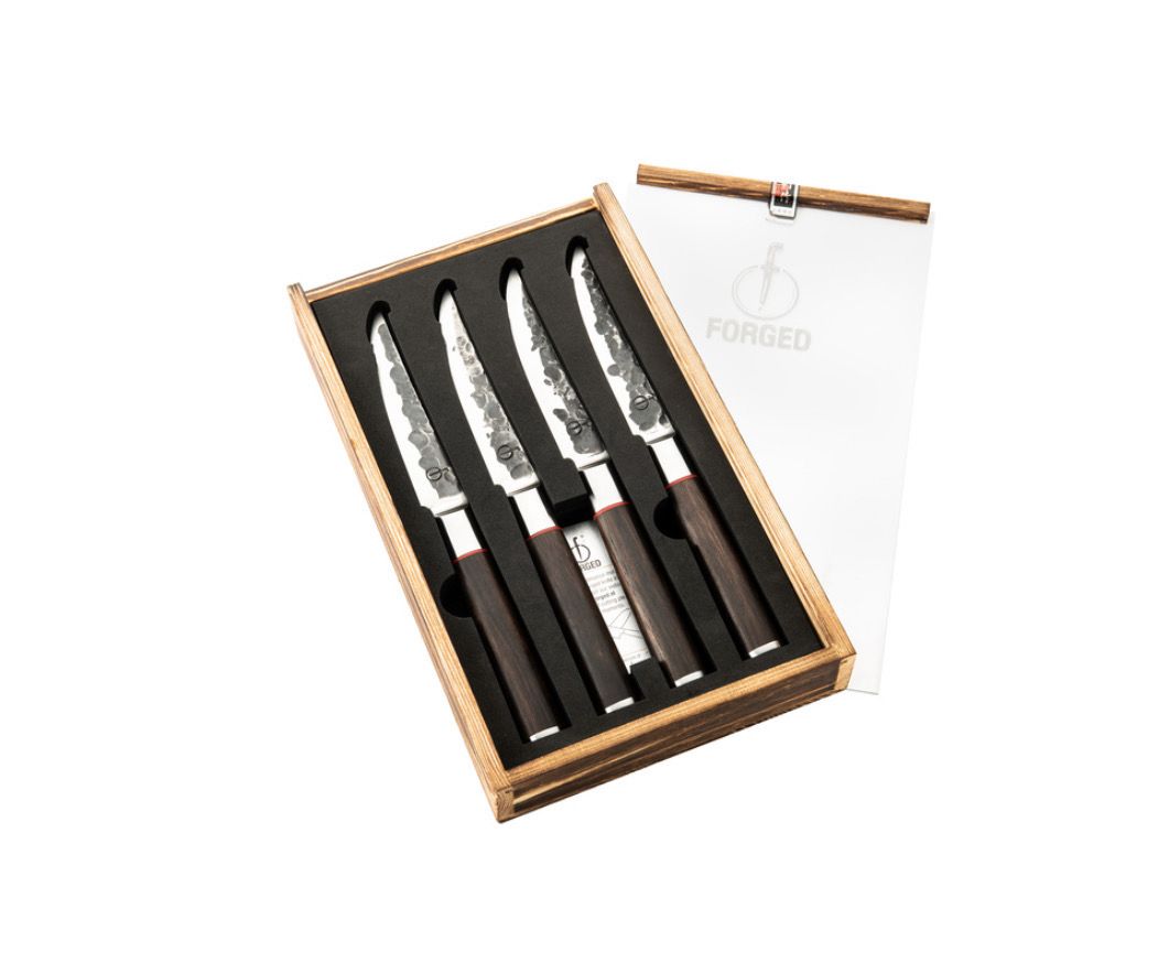 Forged Sebra steakmessen set Sebra design heft BBQ tafel MeatMan Rillaar