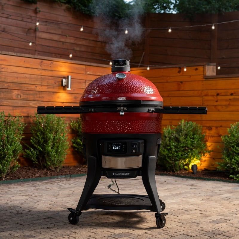 Kamado Joe Big Joe Konnected app-bediening groot kookoppervlak in gebruik