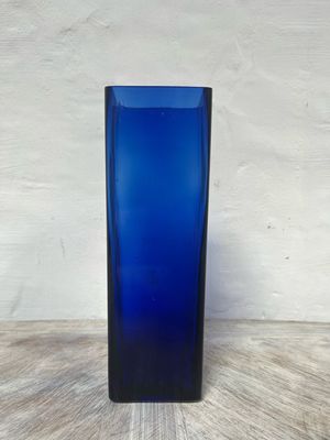 Vierkante kobaltblauwe glazen vaas