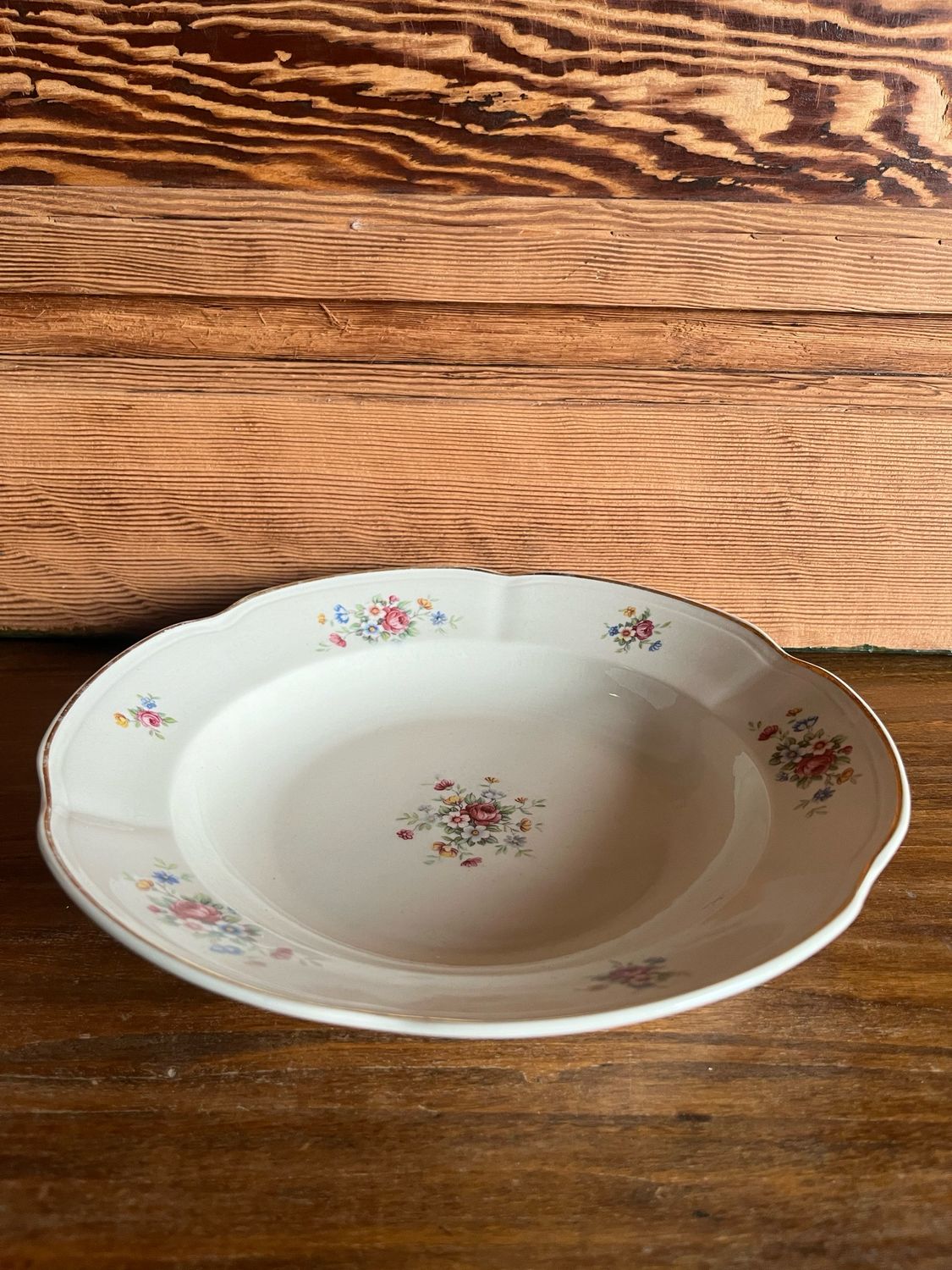 *Soepbord met bloemen motief