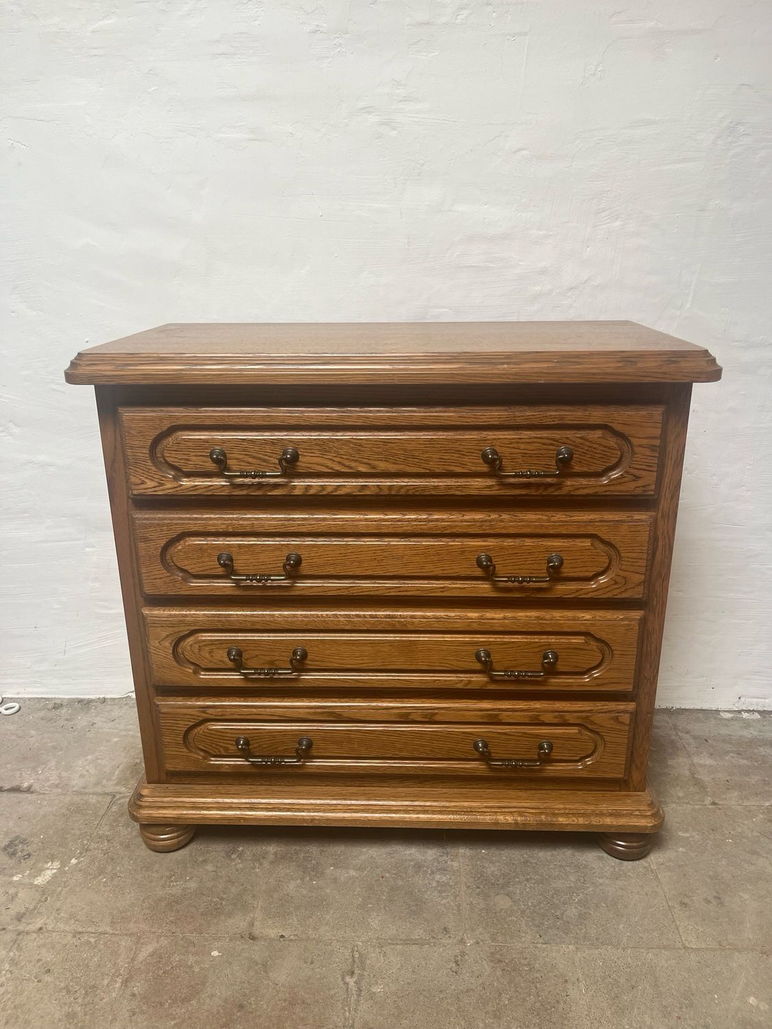 *Houten ladekast