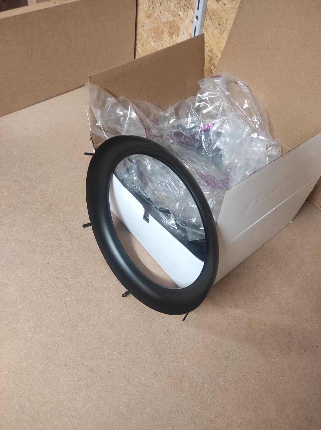 LUNE 3 Frame.