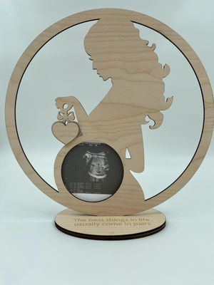 Gepersonaliseerd houten echo kader op voetje