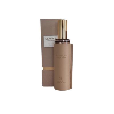 Frosty nights caramel leather feel roomspray Exclujess
