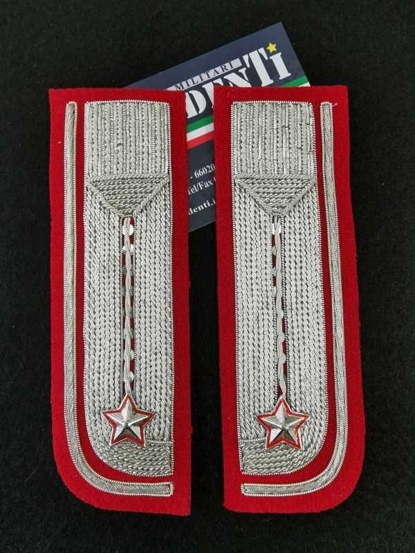 Alamari ricamati da giacca con stelle metalliche per Luogotenenti CC Alamari ricamati da giacca con stelle metalliche per Luogotenenti CC