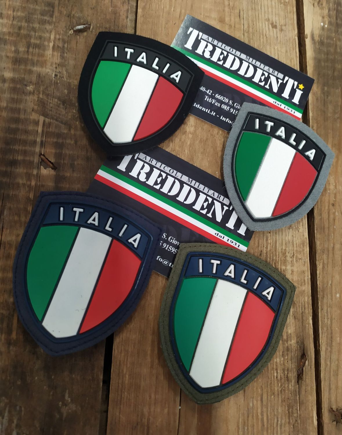 Scudetto ITALIA Plastificato con Velcro
