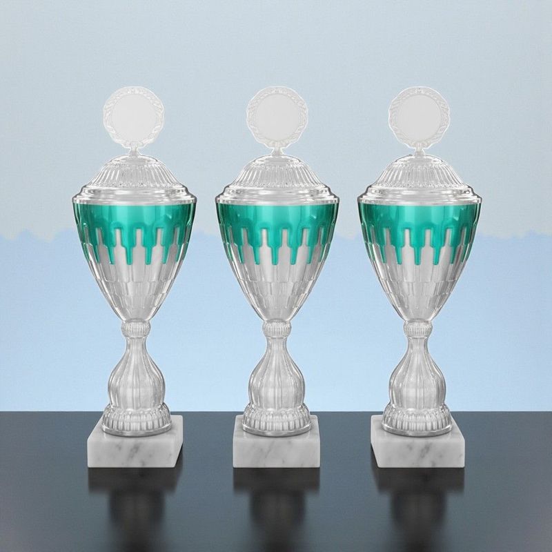 Pokal Belle, 3er-Serie, transparenter Pokal mit farblichen Akzenten, Deckel, Marmorsockel