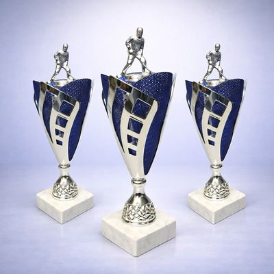 Metallcup Metalcup "Stuttgart" mit Eishockeycrack Schraubfigur 3 Größen
