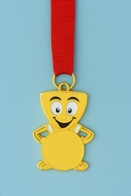 Kindermedaille mit Comic-Figur in Gold, 6 × 2 cm, inkl. Band
