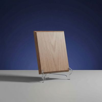 Holzplakette aus Eiche mit natürlicher Maserung in rechteckiger Form