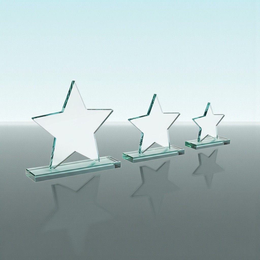 Jadeglastrophies Sternförmige Glastrophäe aus Jadeglas mit polierter Standfläche in drei Größen