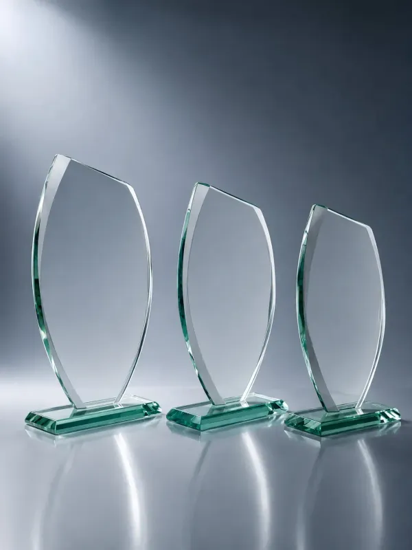 glastrophies-3größen-jadeglas-oben-abgeschrägt-greinecker-pokale