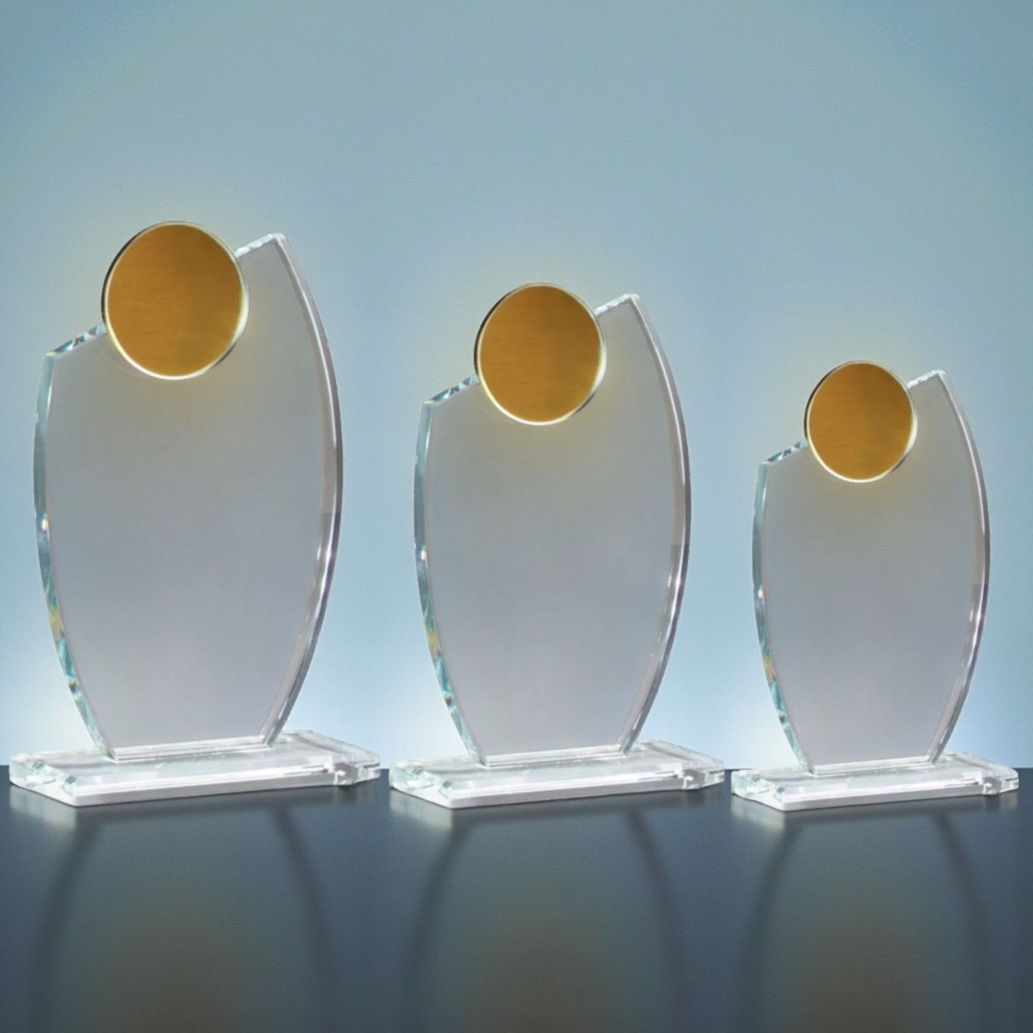 Glastrophäe Mirror Glass als 3er Serie aus Spiegelglas mit runder Metallscheibe