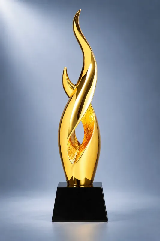 Design-Trophäe „Golden Flame“ goldfarben, ab € 24,90