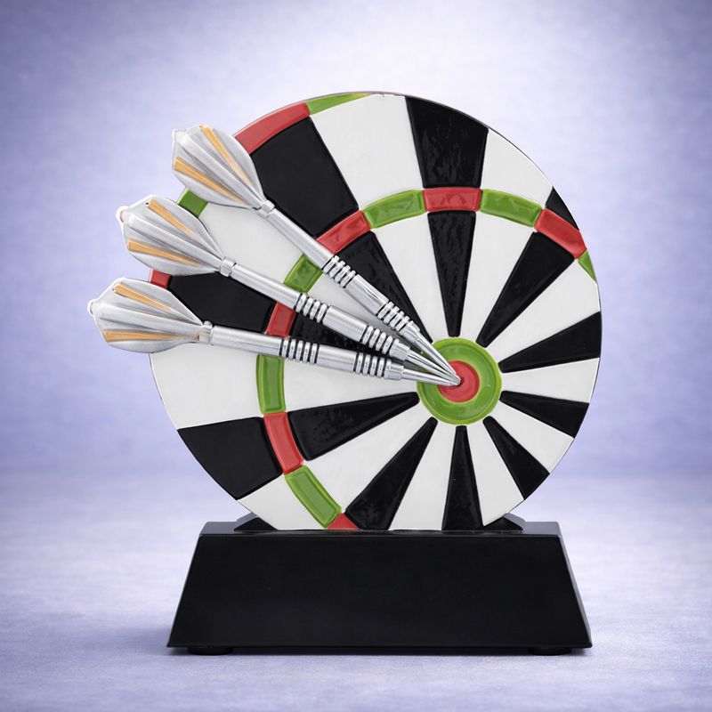 Darts Resinfigur Dartboard mit drei Pfeilen auf Sockel