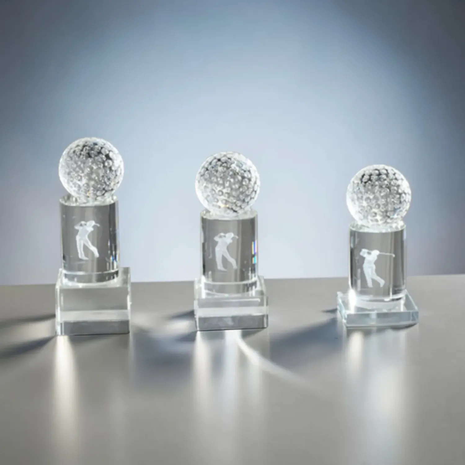 Golfaward „Crystal Swing“ 3er Serie, ab € 29,00 Golfaward Crystal Swing aus Glas mit Kristallglas-Golfball und Golfergravur