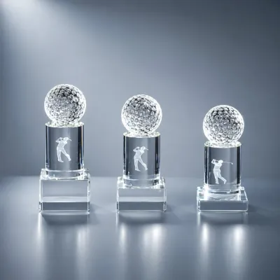 Golfaward „Crystal Swing“ 3er Serie, ab € 31,00 Golfaward Crystal Swing aus Glas mit Kristallglas-Golfball und Golfergravur