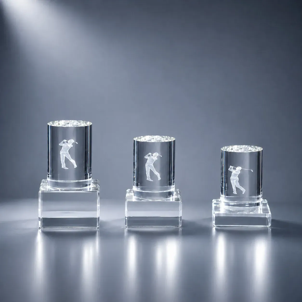 3D Trophy „Crystal Golfer“ 3er Serie, ab € 19,00 Golfaward Crystal Golfer aus Glas mit 3D graviertem Golfer