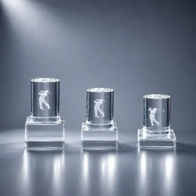 3D Trophy „Crystal Golfer“ 3er Serie, ab € 19,00 Golfaward Crystal Golfer aus Glas mit 3D graviertem Golfer