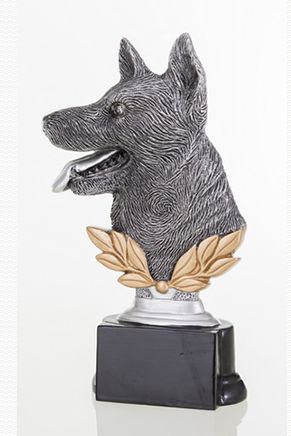 Trophäe Schäferhund mit Lorbeer auf Sockel – Hundesport Auszeichnung