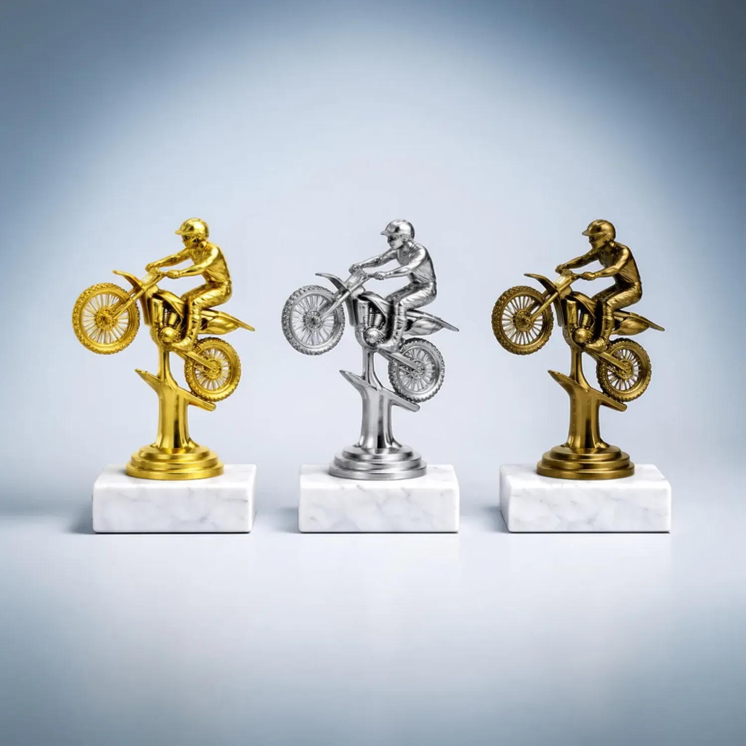 Schraubfigur Motocross Motorsport gold silber antik mit oder ohne Marmorsockel