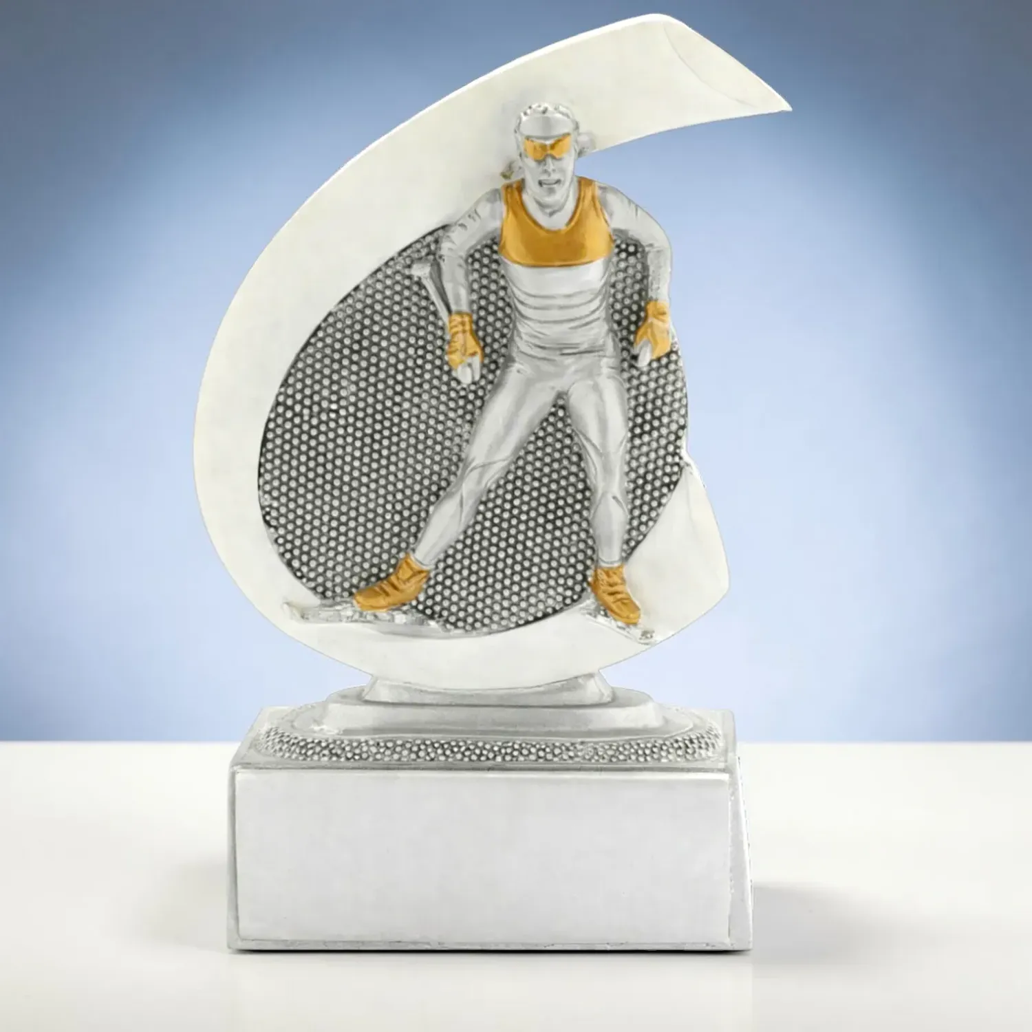 Langlauf Resinfigur silber gold 10 cm auf Sockel