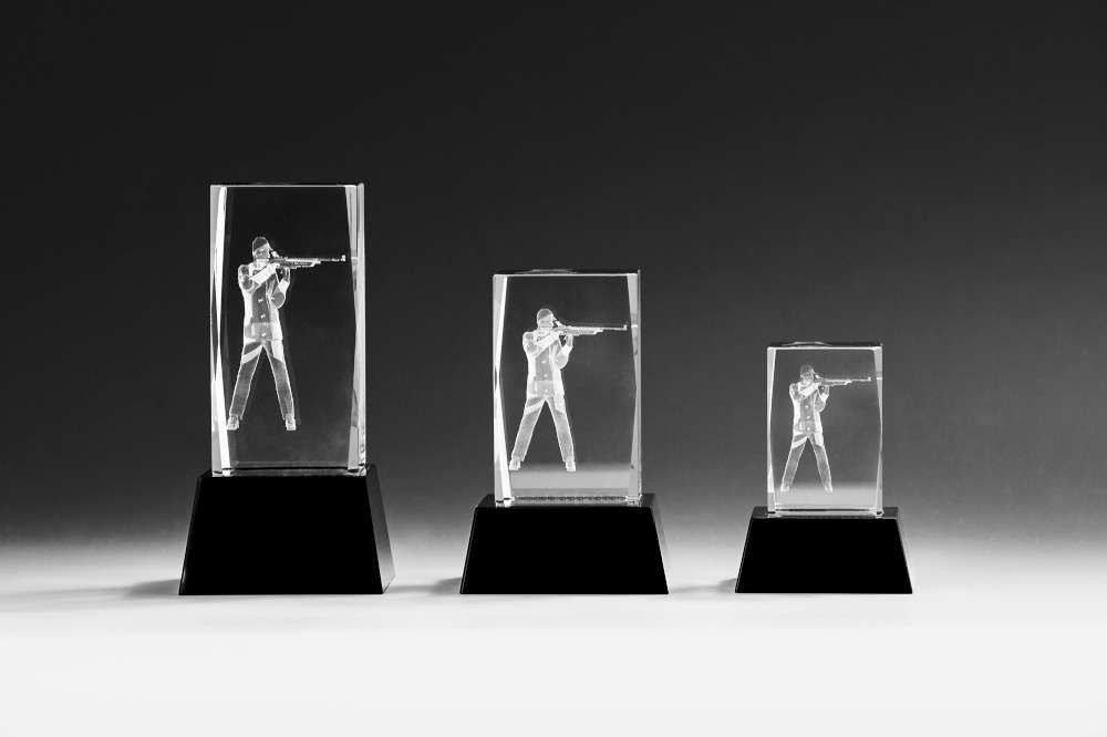 Glasblock „Schütze Präzision“ frei, ab € 9,90 3D Glasblock mit Schützenmotiv auf schwarzem Sockel in drei Größen