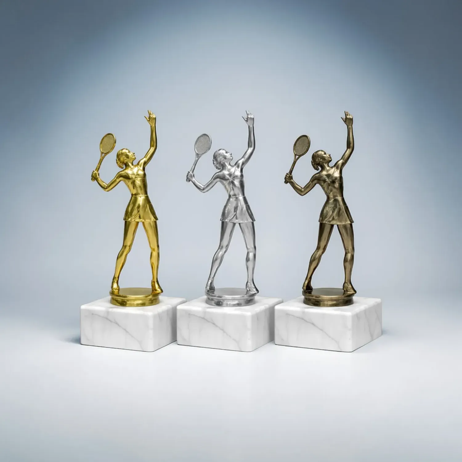 Tennis Schraubfigur Damen auf Marmorsockel, ab € 6,30 Tennisschraubfiguren Damen montiert auf Marmorsockel