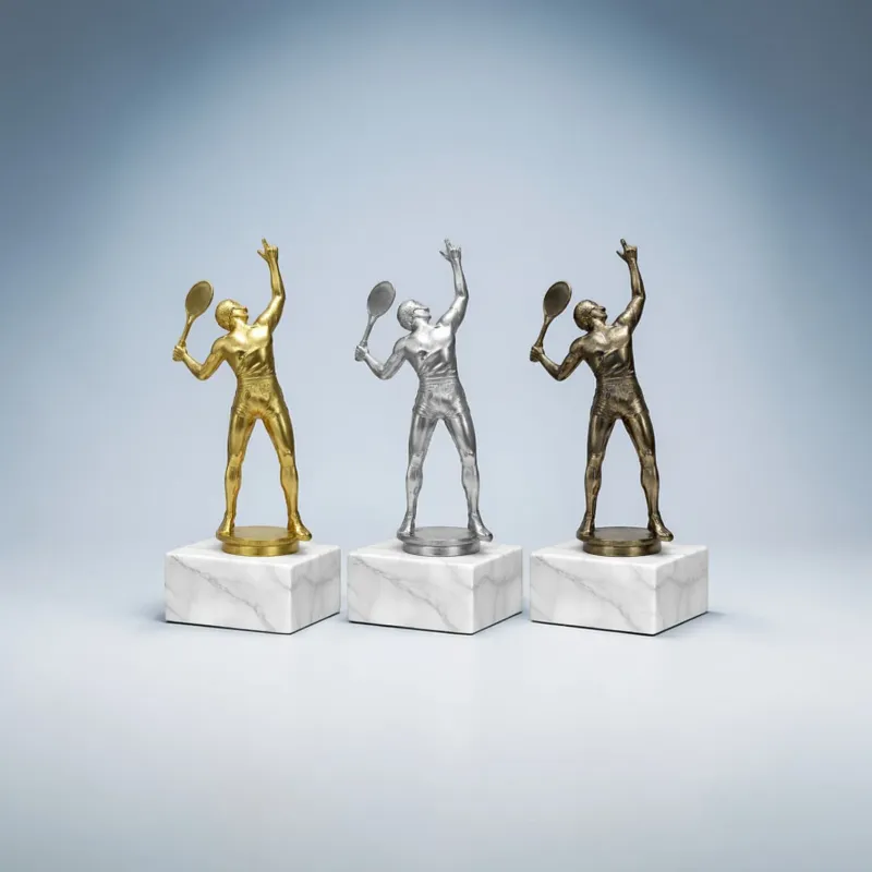 Tennisschraubfigur montiert auf Marmorsockel gold, siilber, bronze
