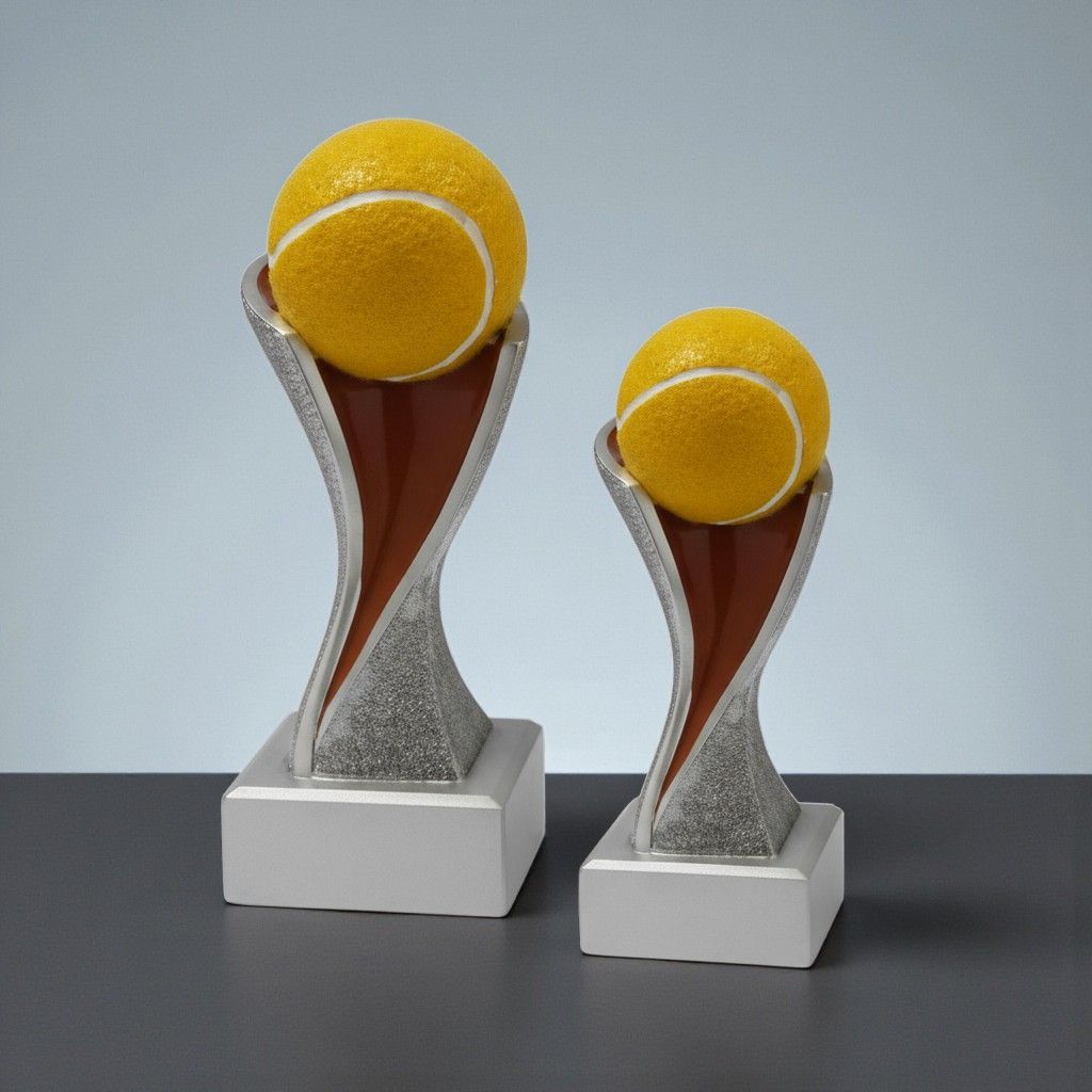 Tennis Trophy mit großem Tennisball aus Resin