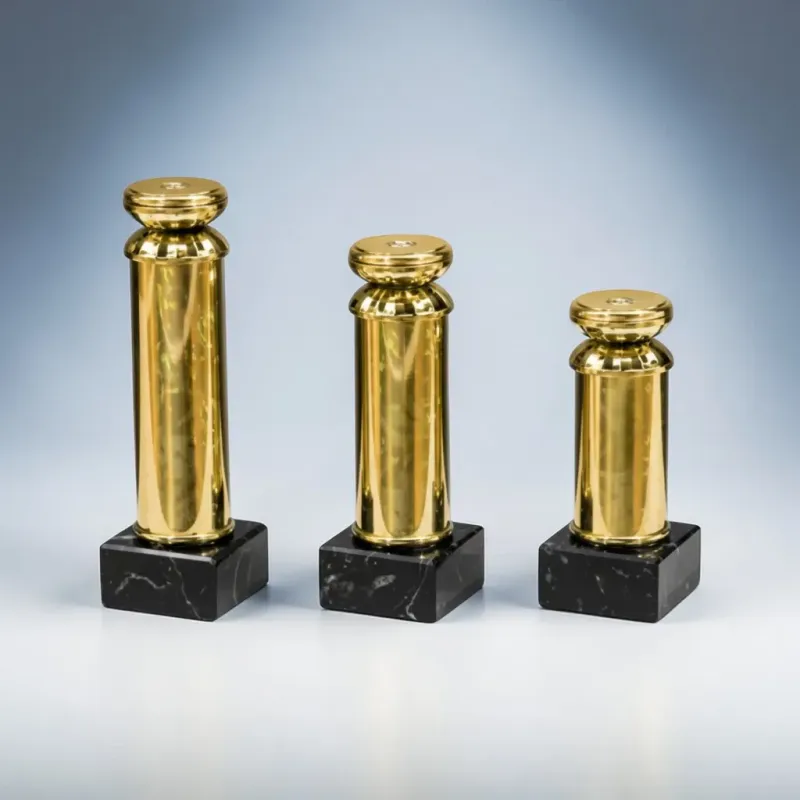 Pokal Schraubfixsockel „Column Gold“ 3er Serie, ab € 10,90