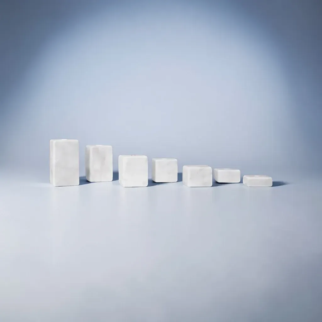 „Blockmarmor“, ab € 2,60 Marmorsockel Serie in verschiedenen Größen mit Bohrung für Figuren