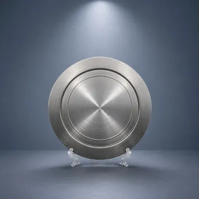 Meisterteller in antik silber matter Optik mit 37 cm Durchmesser und rückseitiger Aufhängung