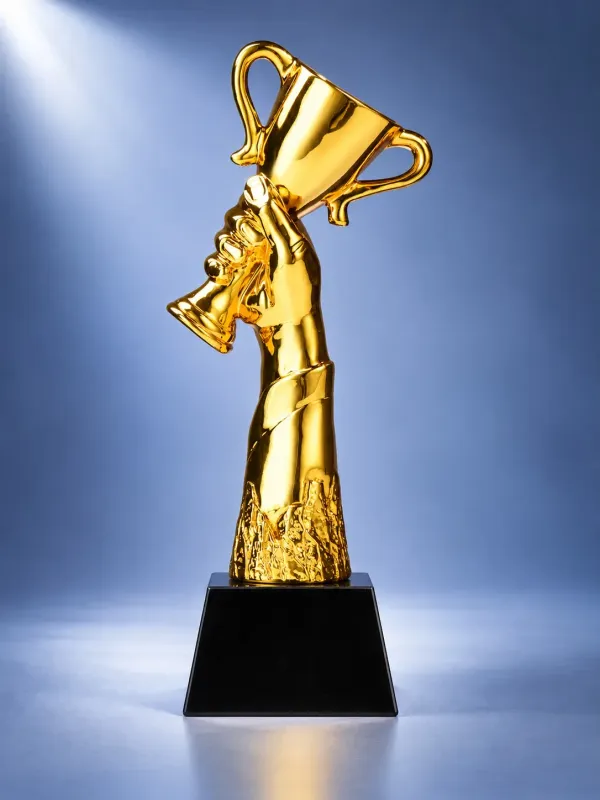 Siegertrophäe „Champion Cup“ ab € 24,90