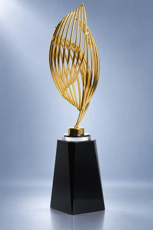 Design-Trophäe „Golden Motion“ ab € 35,90