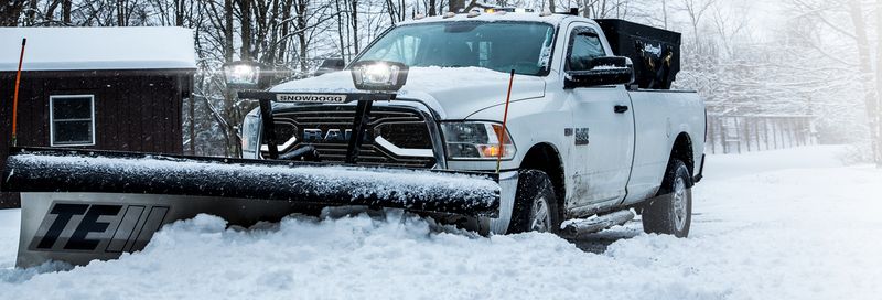 SNOWDOGG® TEII SNOW PLOW WITH RAPIDLINK™