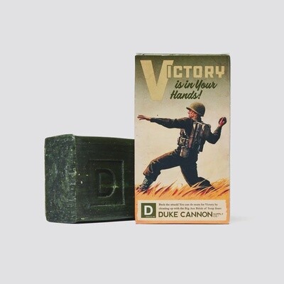 DC WWII SMELLS LIKE VICTORY
