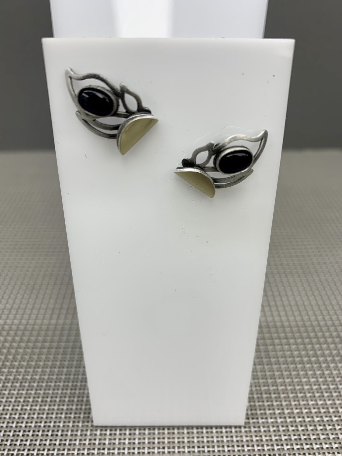 Crono Post Earring-35