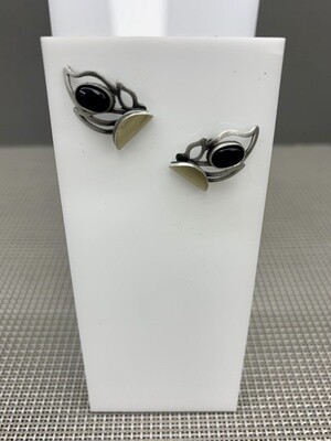 Crono Post Earring-35