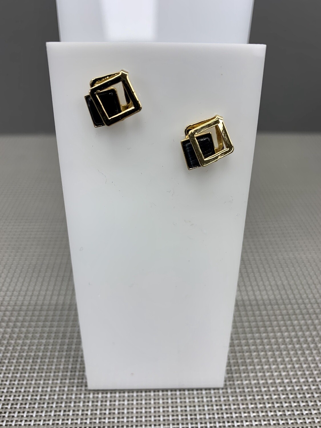 Crono Post Earring-07